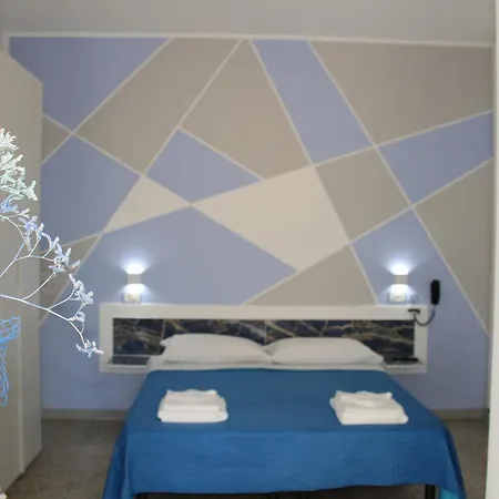 فندق Martina's 2*